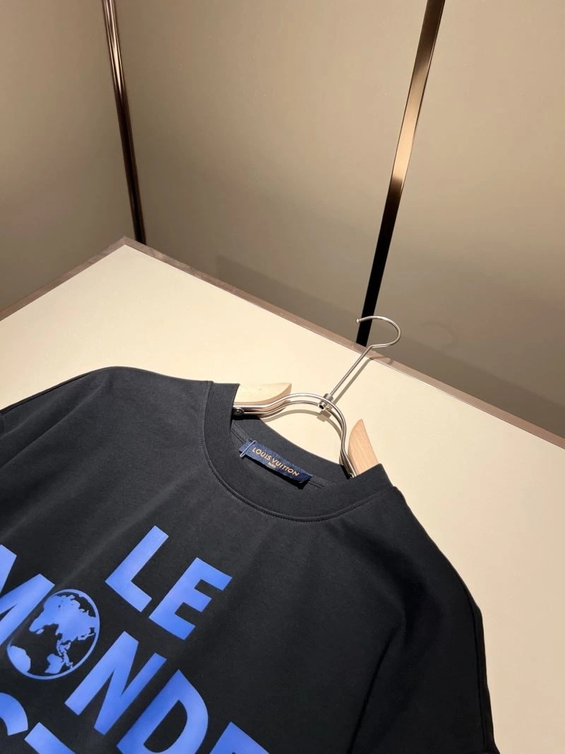 Louis Vuitton T-Shirts Stretchable 132368