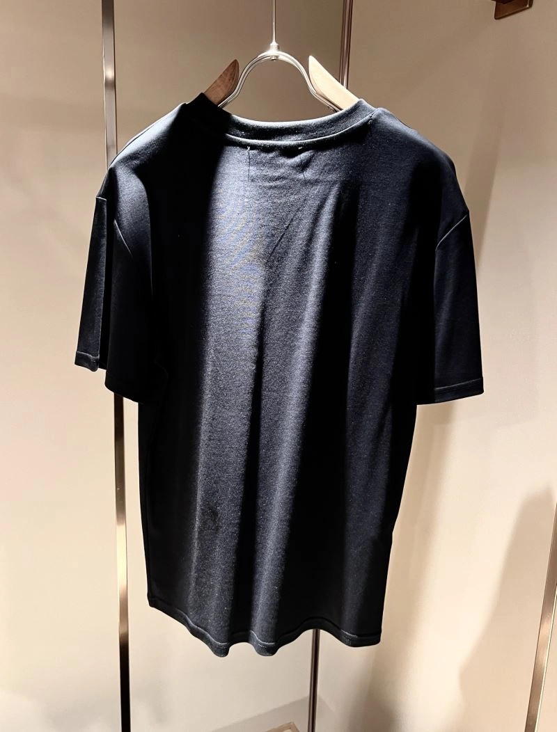 Louis Vuitton T-Shirts GoAnywhere 132380