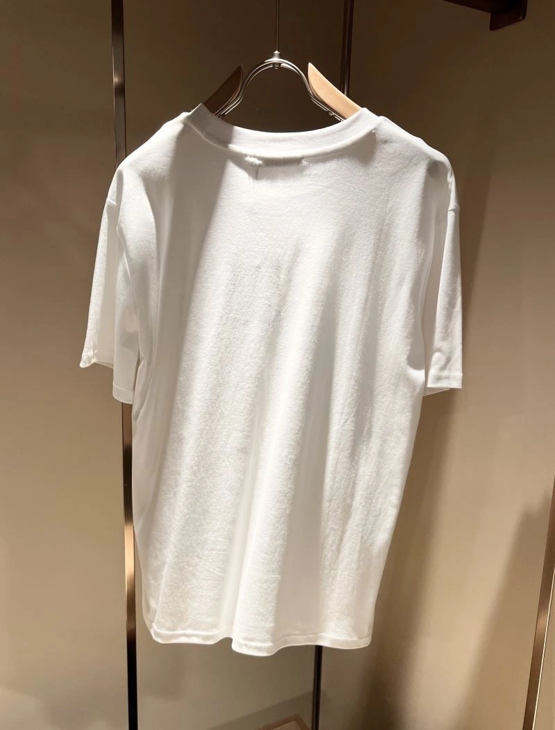 Packable Louis Vuitton T-Shirts 132365