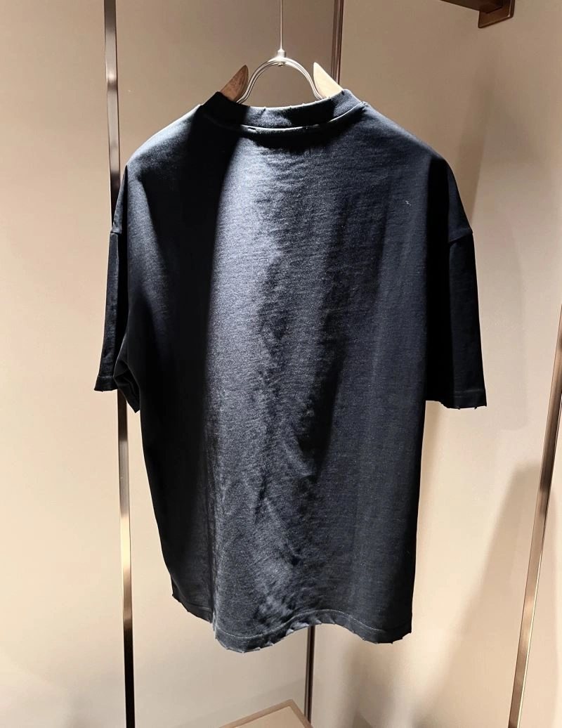 Effortless Louis Vuitton T-Shirts 132378