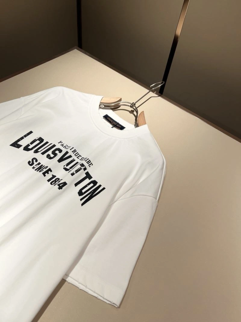 Soft Louis Vuitton T-Shirts 132366
