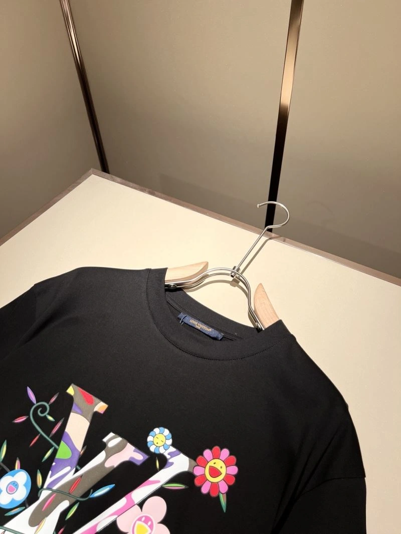 Soft Louis Vuitton T-Shirts 132379