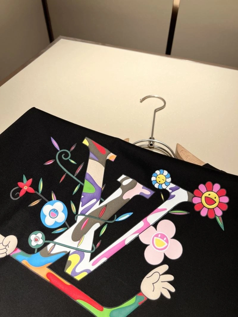 Soft Louis Vuitton T-Shirts 132379