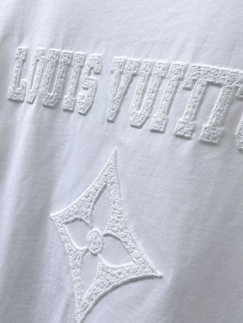 Stylish Louis Vuitton T-Shirts 132392