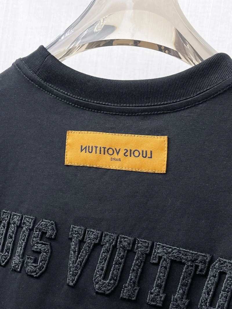 SmartChoice Louis Vuitton T-Shirts 132371
