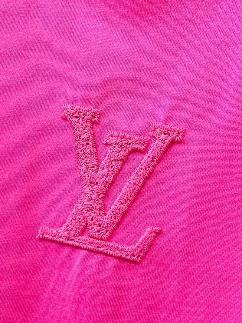 SmoothTexture Louis Vuitton T-Shirts 132382