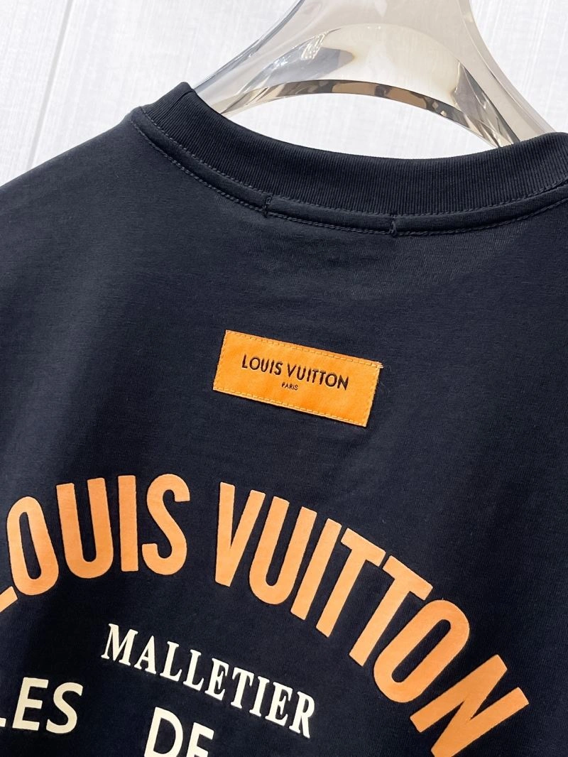 Louis Vuitton T-Shirts TimelessDesign 132374