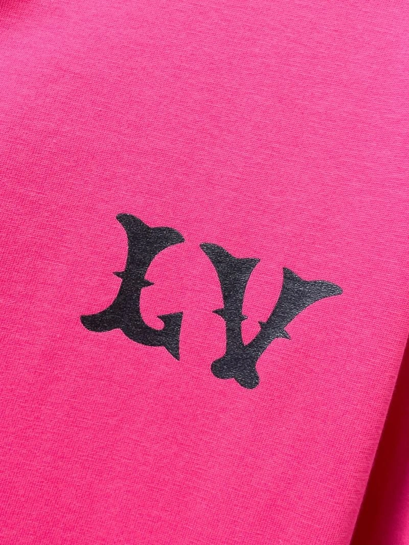 EyeCatching Louis Vuitton T-Shirts 132383