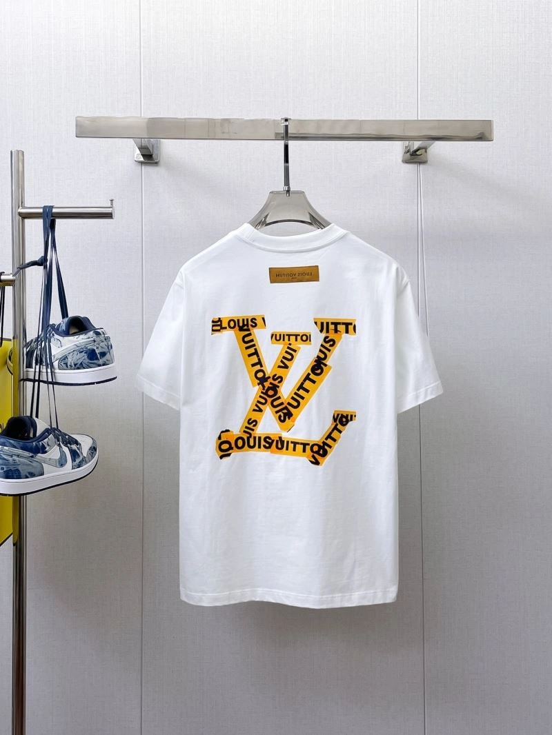 SmoothTexture Louis Vuitton T-Shirts 132387