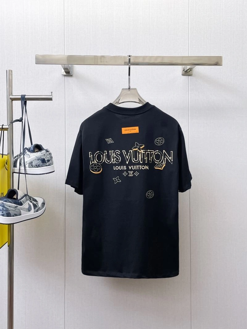 SportInspired Louis Vuitton T-Shirts 132384