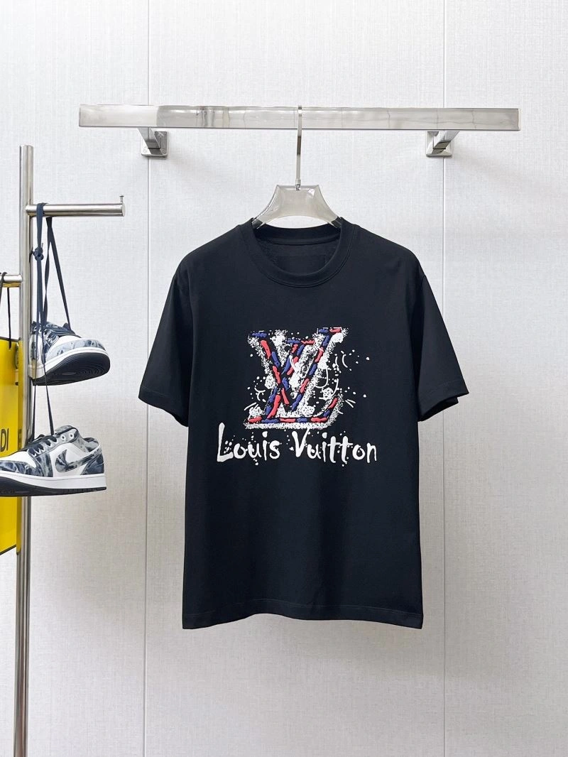 GoodFit Louis Vuitton T-Shirts 132389