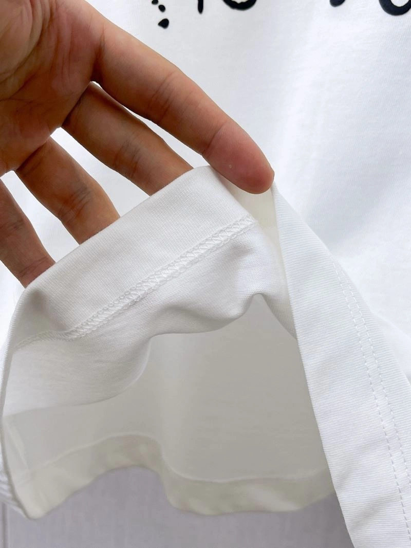Flexible Louis Vuitton T-Shirts 132361