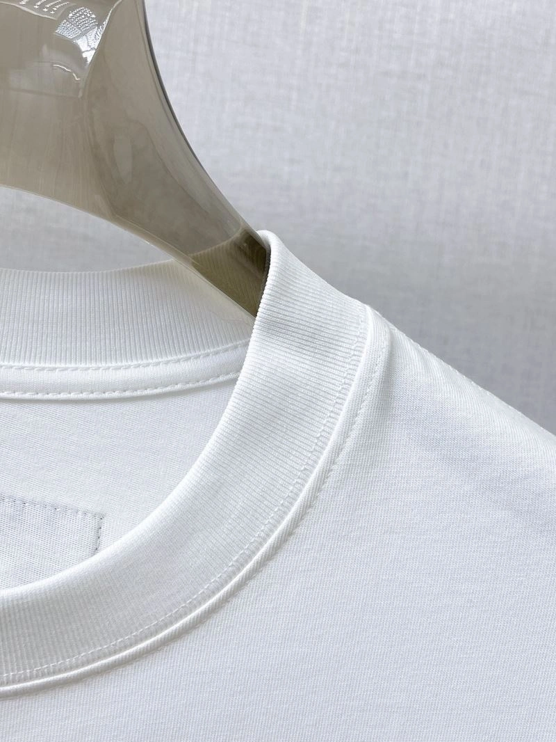 Sustainable Louis Vuitton T-Shirts 132360