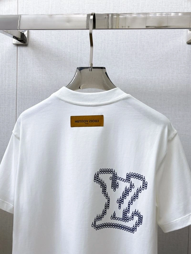 Sustainable Louis Vuitton T-Shirts 132360