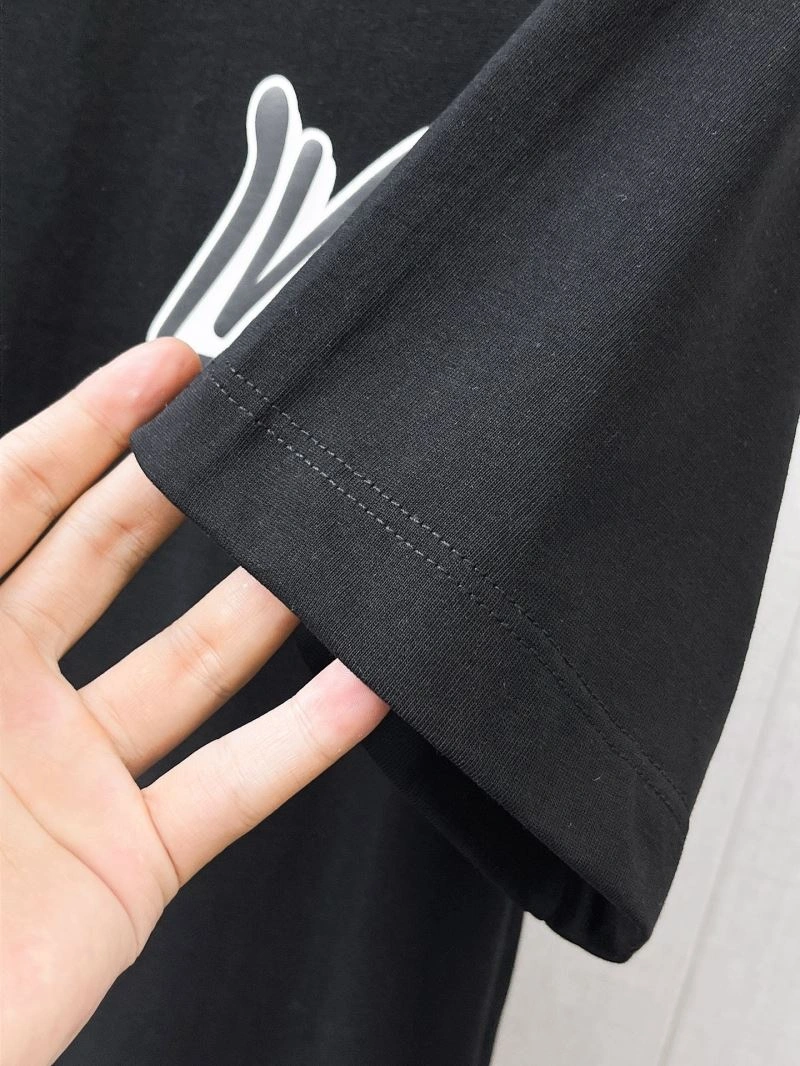 QuickDry Louis Vuitton T-Shirts 132359