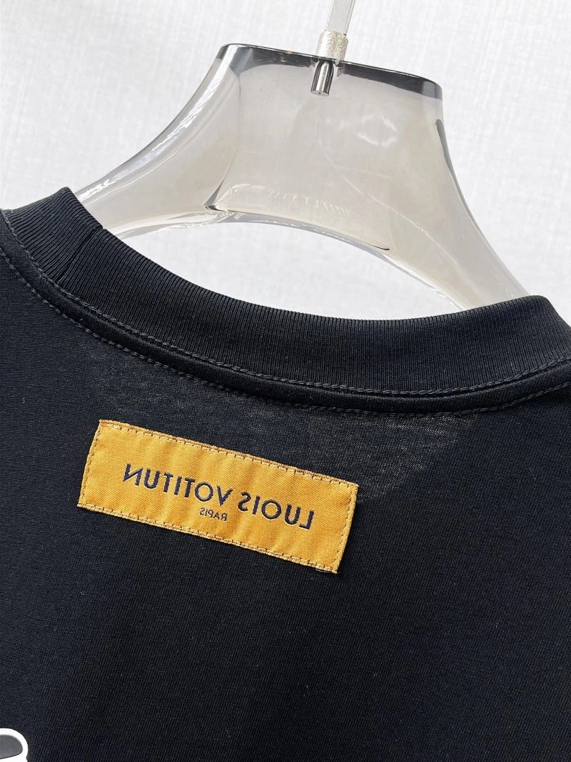 QuickDry Louis Vuitton T-Shirts 132359