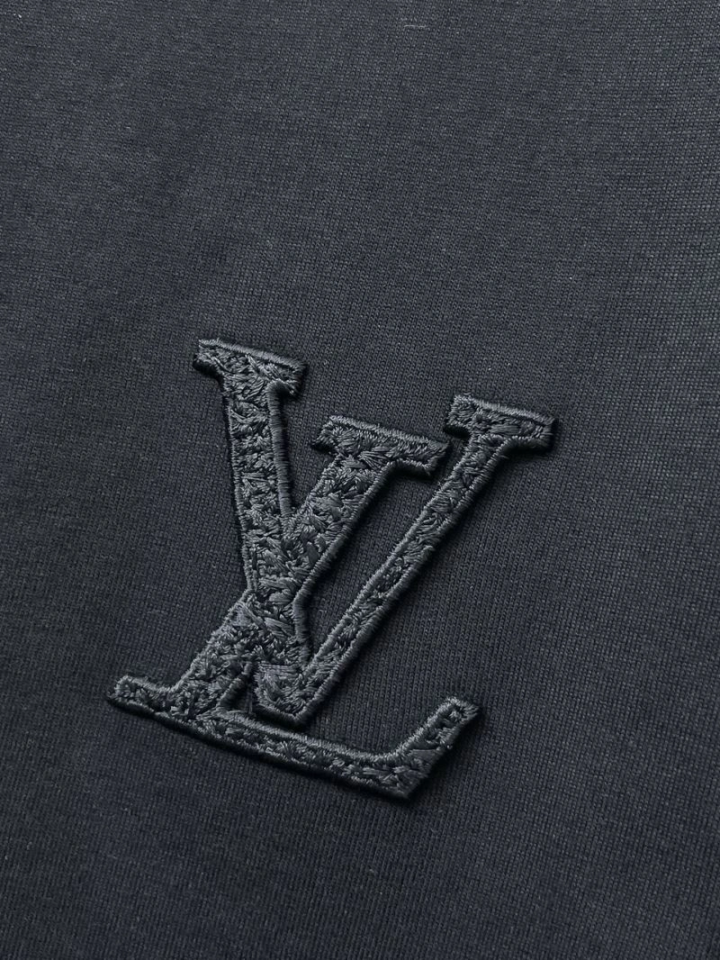 Louis Vuitton T-Shirts Minimalist 132339