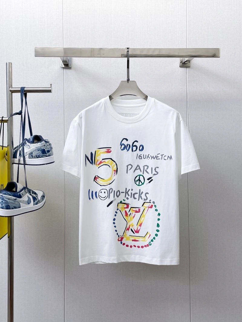 TravelReady Louis Vuitton T-Shirts 132337