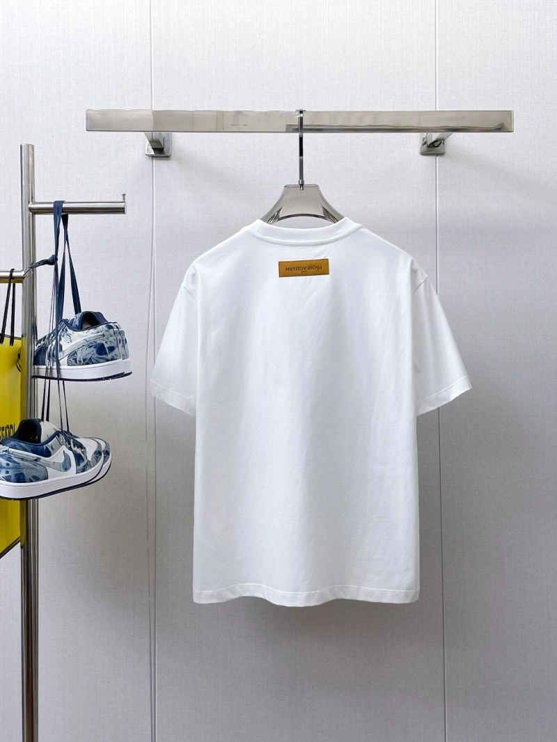 TravelReady Louis Vuitton T-Shirts 132337