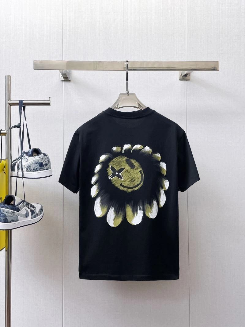 Louis Vuitton T-Shirts Classic 132331