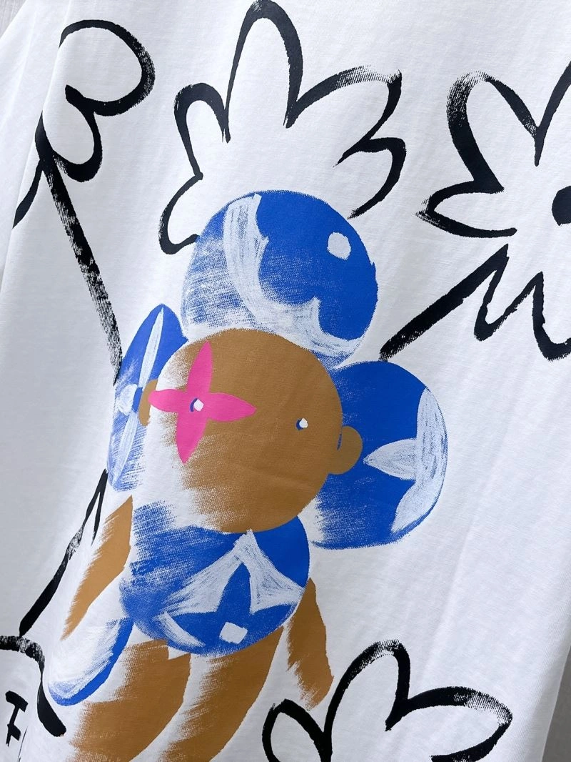 Louis Vuitton T-Shirts Minimalist 132347