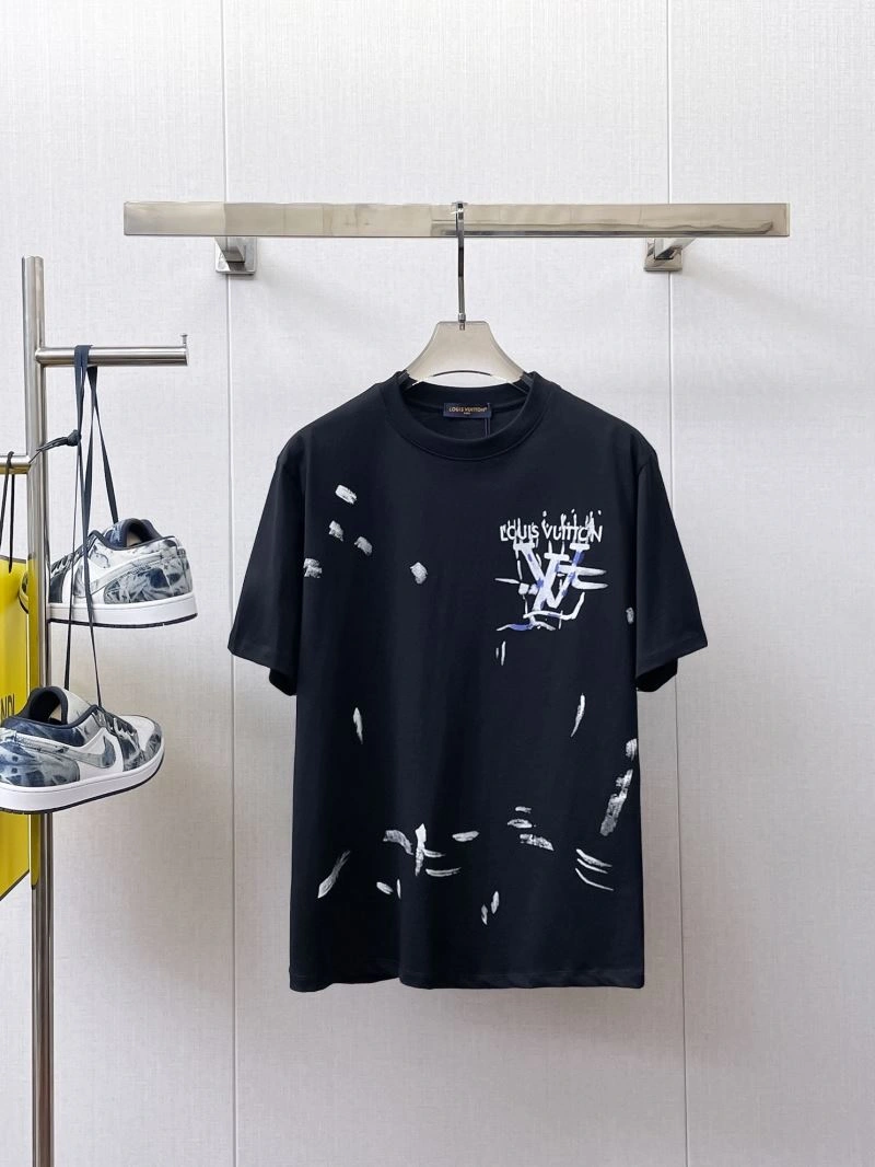 GoodFit Louis Vuitton T-Shirts 132330
