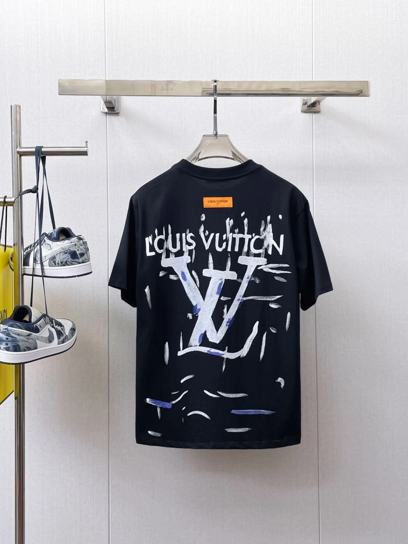 GoodFit Louis Vuitton T-Shirts 132330