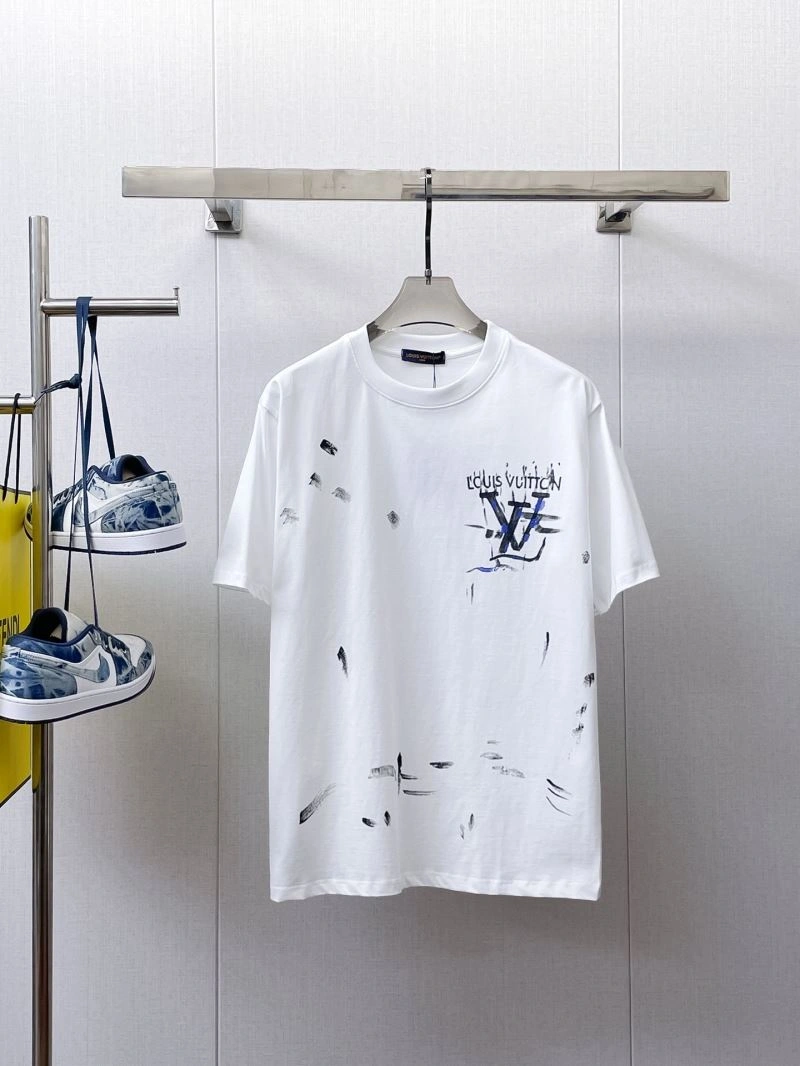 GoodFit Louis Vuitton T-Shirts 132326