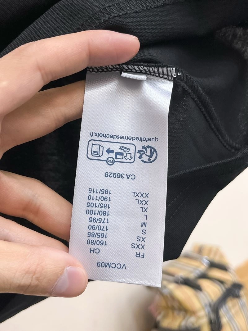 OdorResistant Louis Vuitton T-Shirts 132328