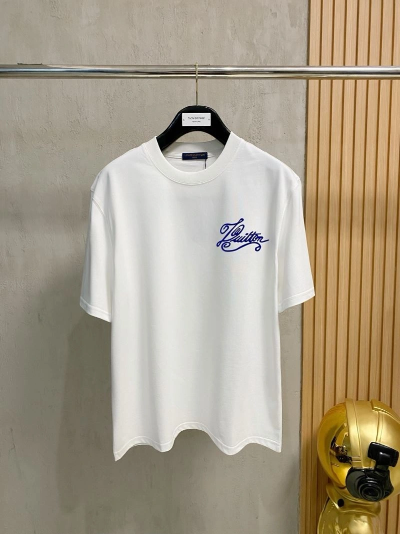 Louis Vuitton T-Shirts Sporty 132352