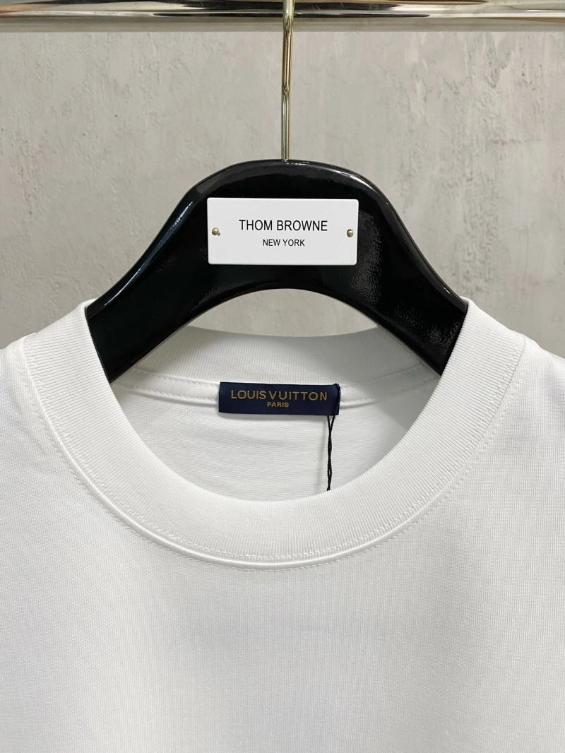 Louis Vuitton T-Shirts Sporty 132352