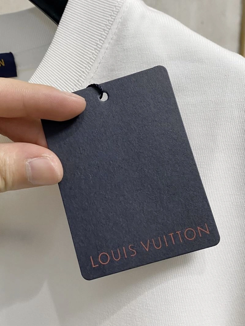 Louis Vuitton T-Shirts Sporty 132352