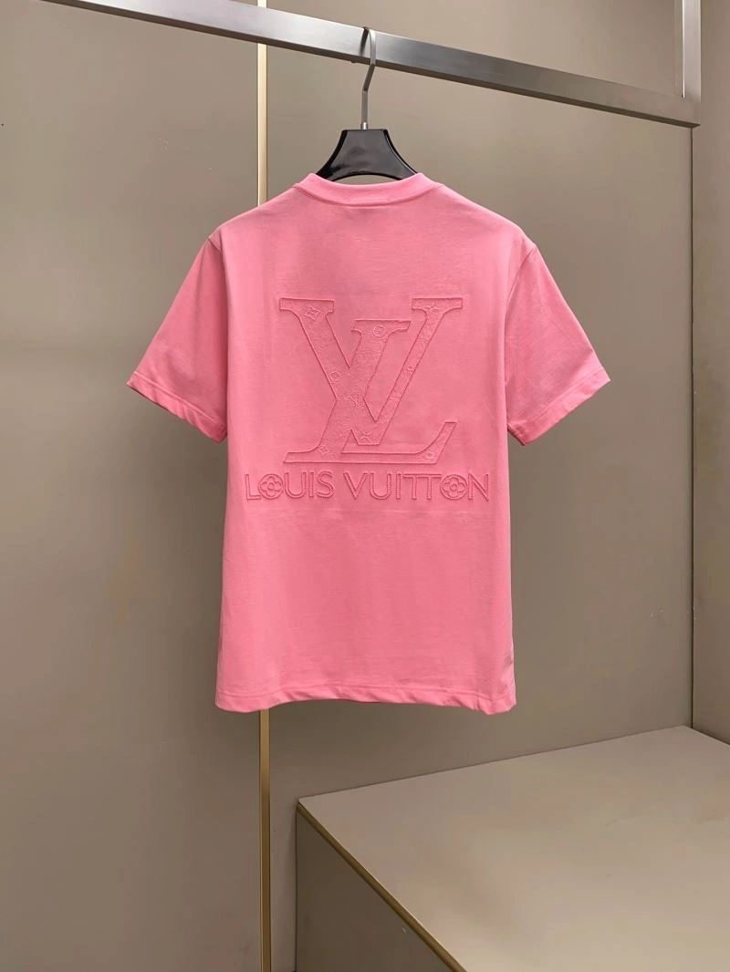 Classic Louis Vuitton T-Shirts 132355