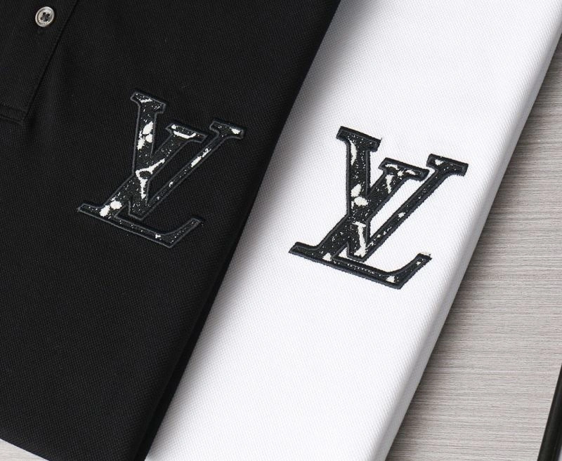 Compact Louis Vuitton T-Shirts 132348