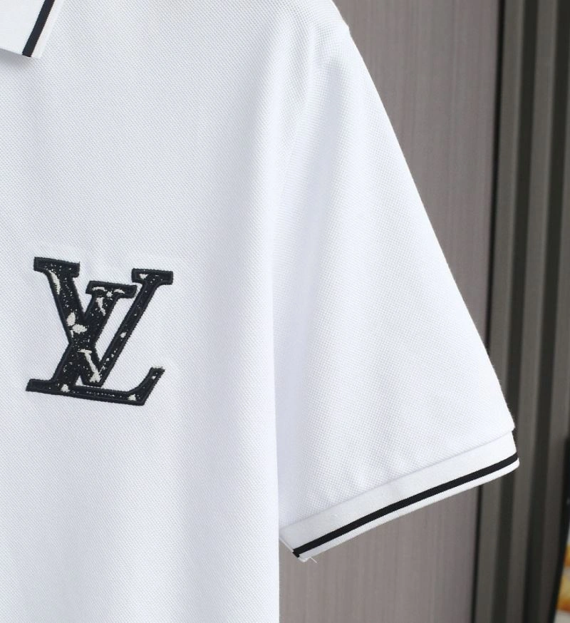 Compact Louis Vuitton T-Shirts 132348