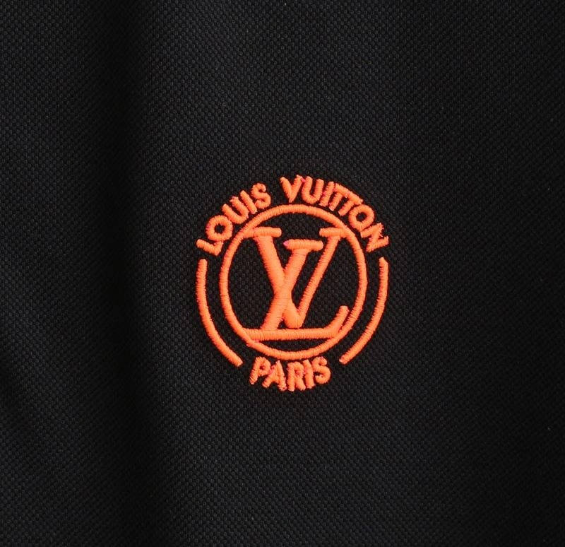Modern Louis Vuitton T-Shirts 132344