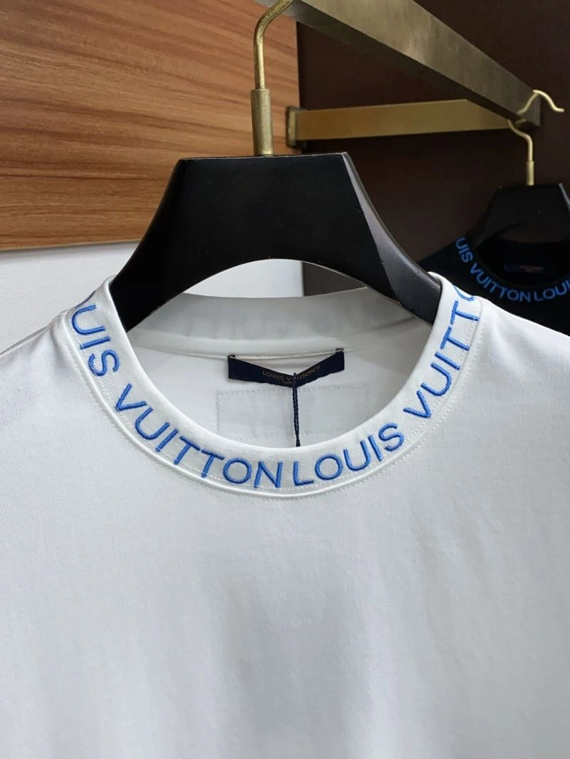 Louis Vuitton T-Shirts Contemporary 132346