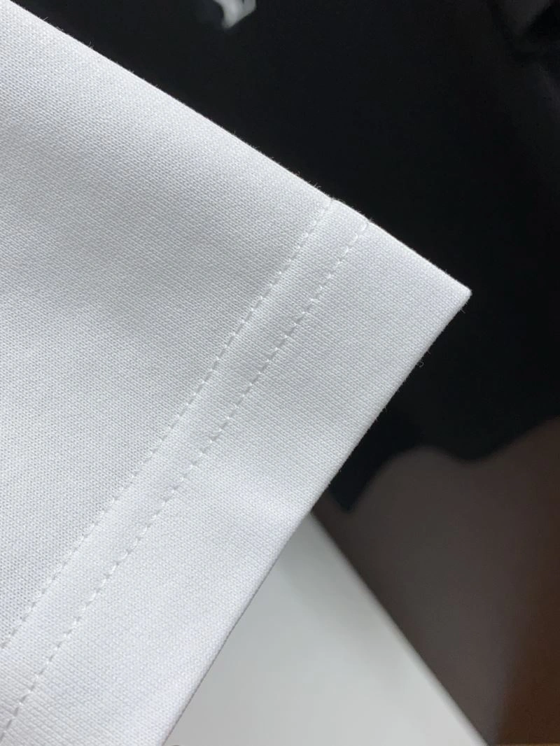 Louis Vuitton T-Shirts Versatile 132335