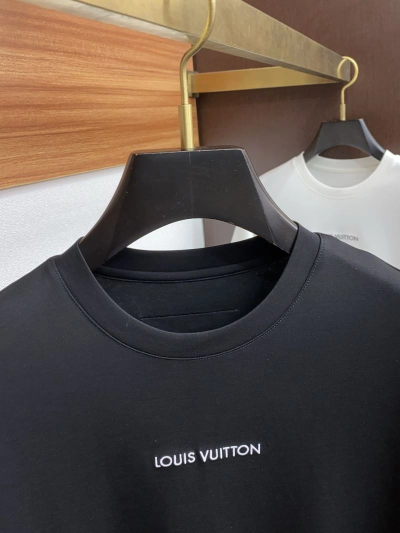 Louis Vuitton T-Shirts WaterResistant 132323