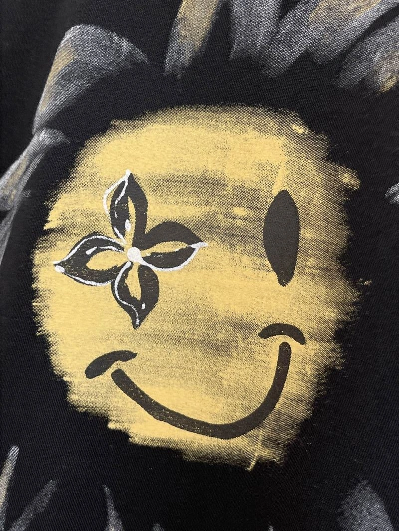 Sustainable Louis Vuitton T-Shirts 132325