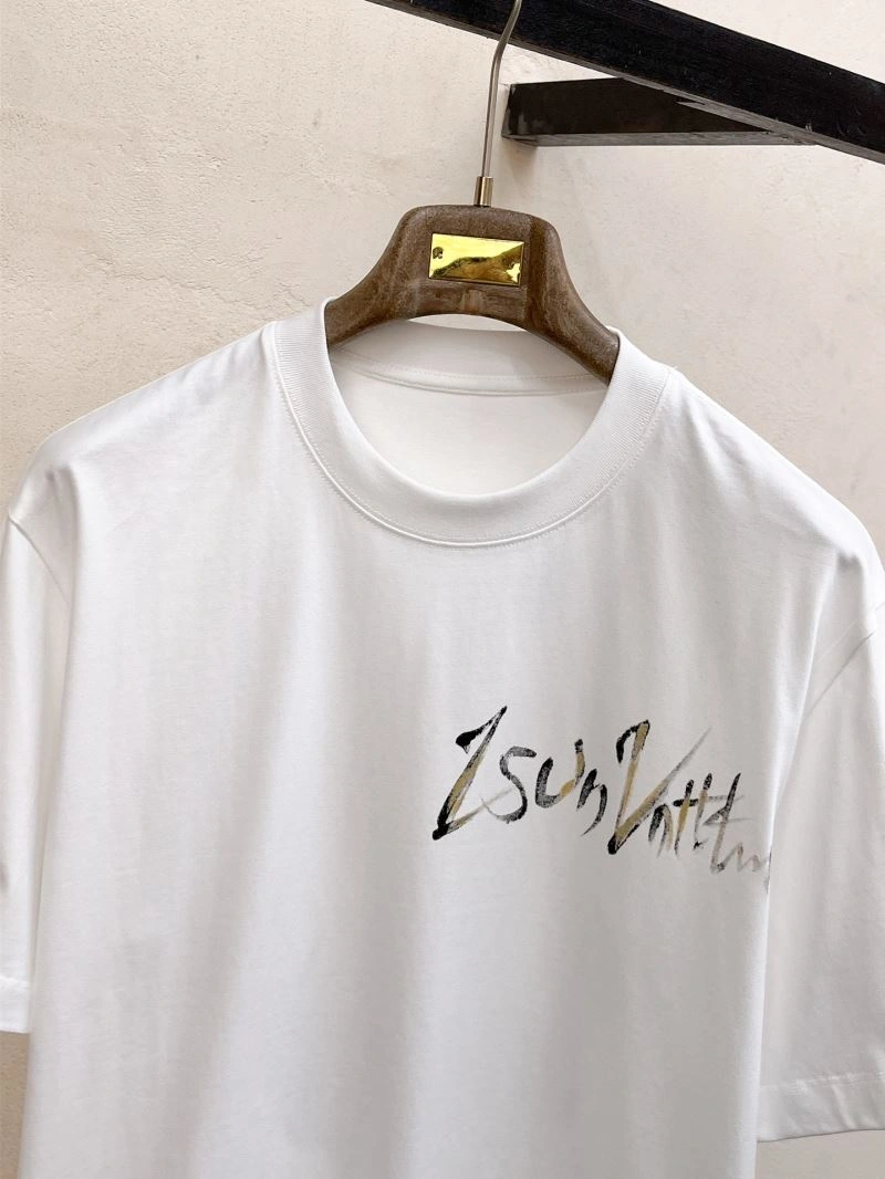 Louis Vuitton T-Shirts Chic 132349