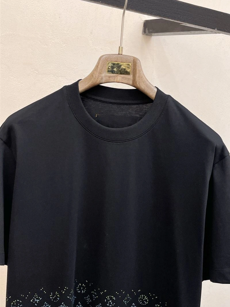 Louis Vuitton T-Shirts Bold 132316