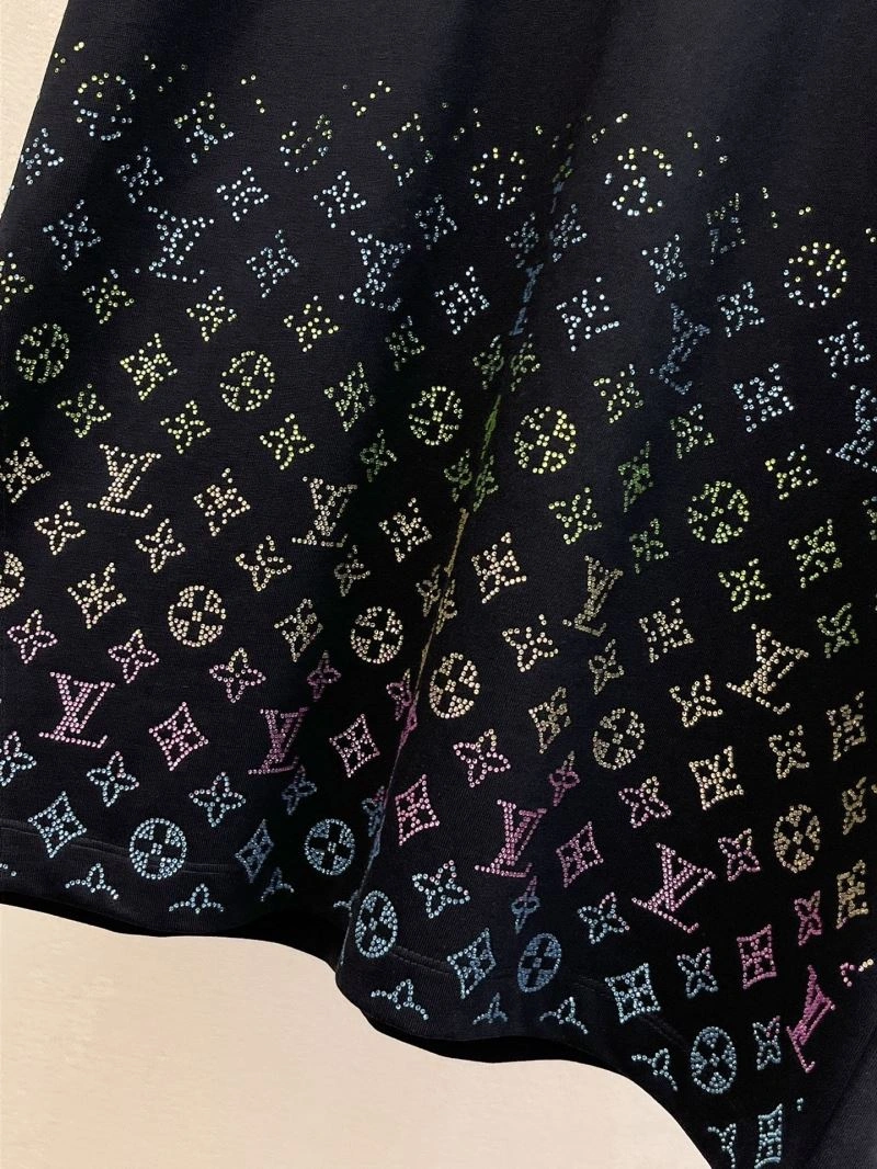 Louis Vuitton T-Shirts Bold 132316