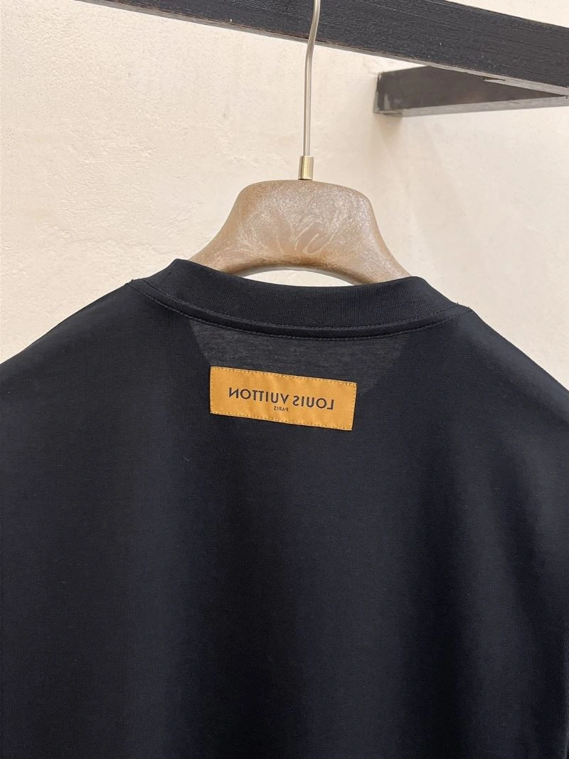 Louis Vuitton T-Shirts Bold 132316