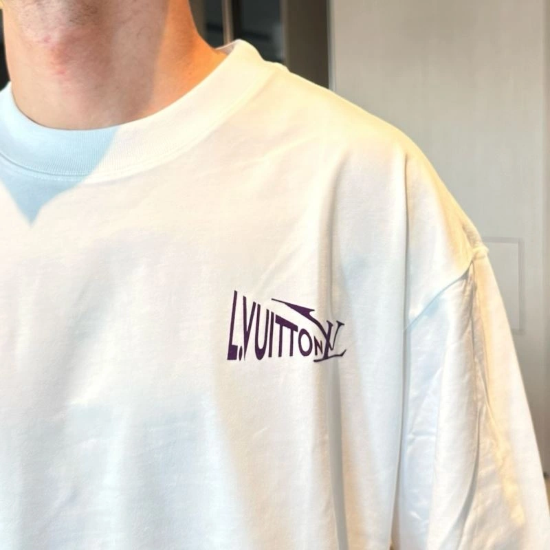 Louis Vuitton T-Shirts Packable 130330