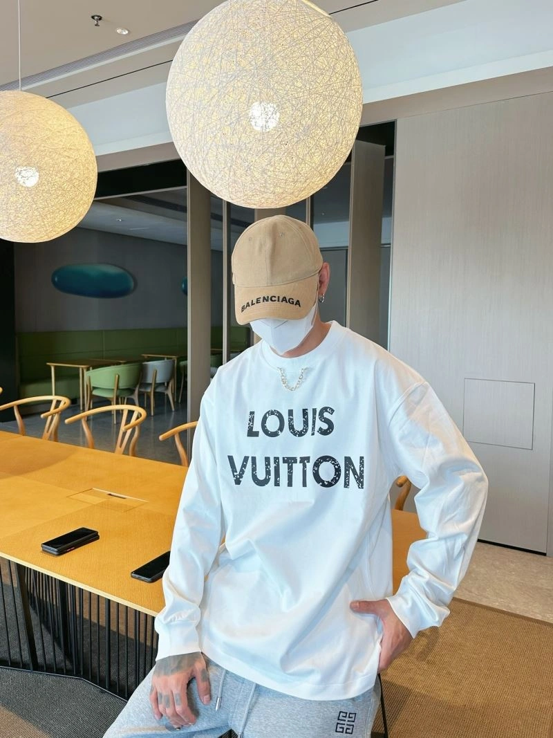Original Louis Vuitton T-Shirts 132315