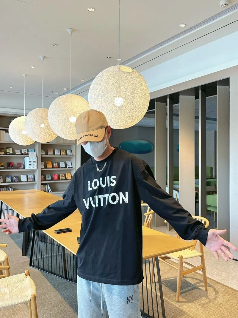 Louis Vuitton T-Shirts HighQuality 132312