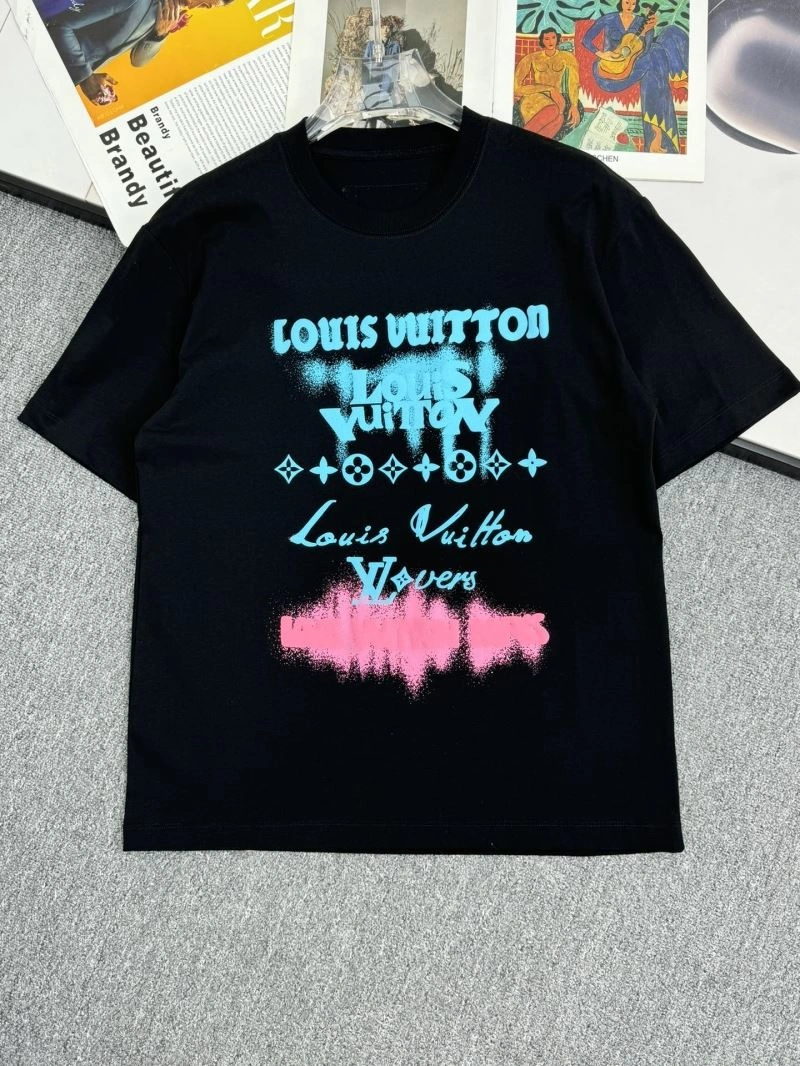 WellDesigned Louis Vuitton T-Shirts 132308