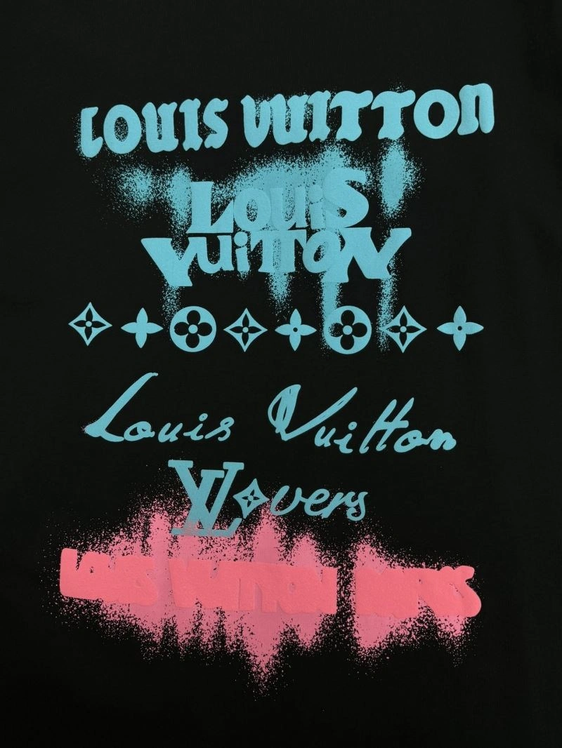 WellDesigned Louis Vuitton T-Shirts 132308