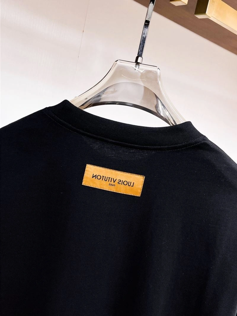 Louis Vuitton T-Shirts Fashionable 132300